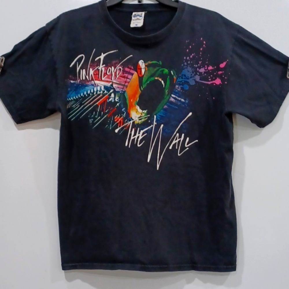 2004-2006 vtg (Anvil)Medium The Wall by Pink Floyd black graphic tshirt